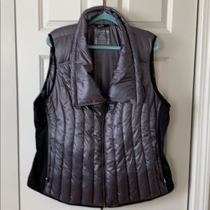 Beautiful 3X Calvin Kelvin down vest